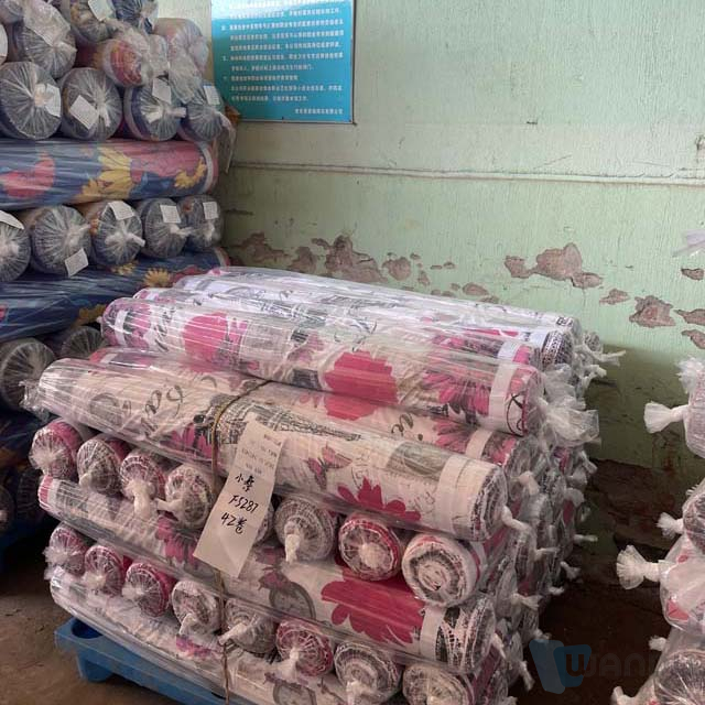 China Manufacturur Big Flower Bedding Fabric Customised Cheap Brushed Polyester Printing Fabric 