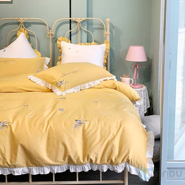 New Arrival Design Microfiber Bedding Set Polyester High Quality Soft Print 4 PCS BedSheet Fabric 